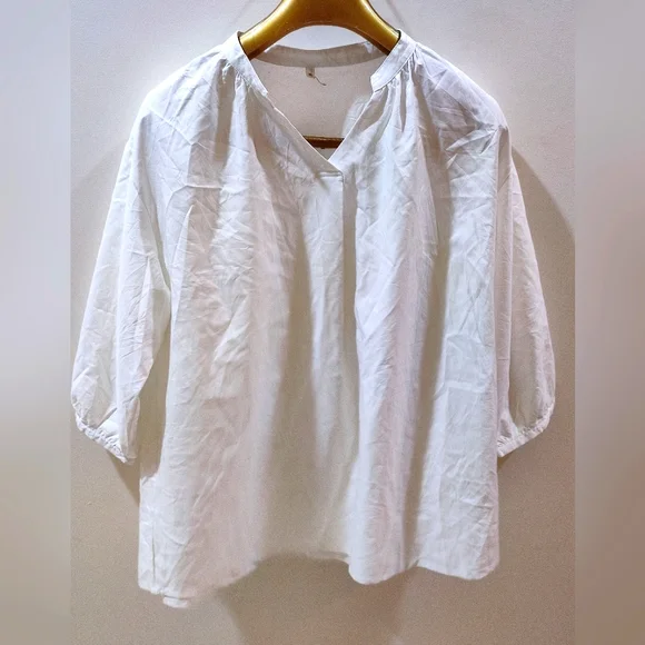 V- neck casual 3/4 sleeve blouse (free size) - Picture 2 of 3